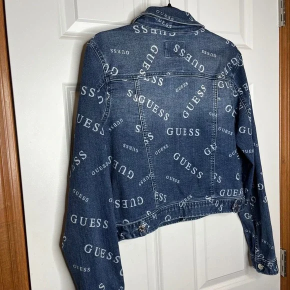 Guess Logo Print Cropped Blue Denim Jean Jacket Size Medium Y2K Streetwear - Picture 4 of 9